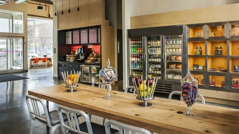**** Hotel Aloft Long Island City-Manhattan View New York USA