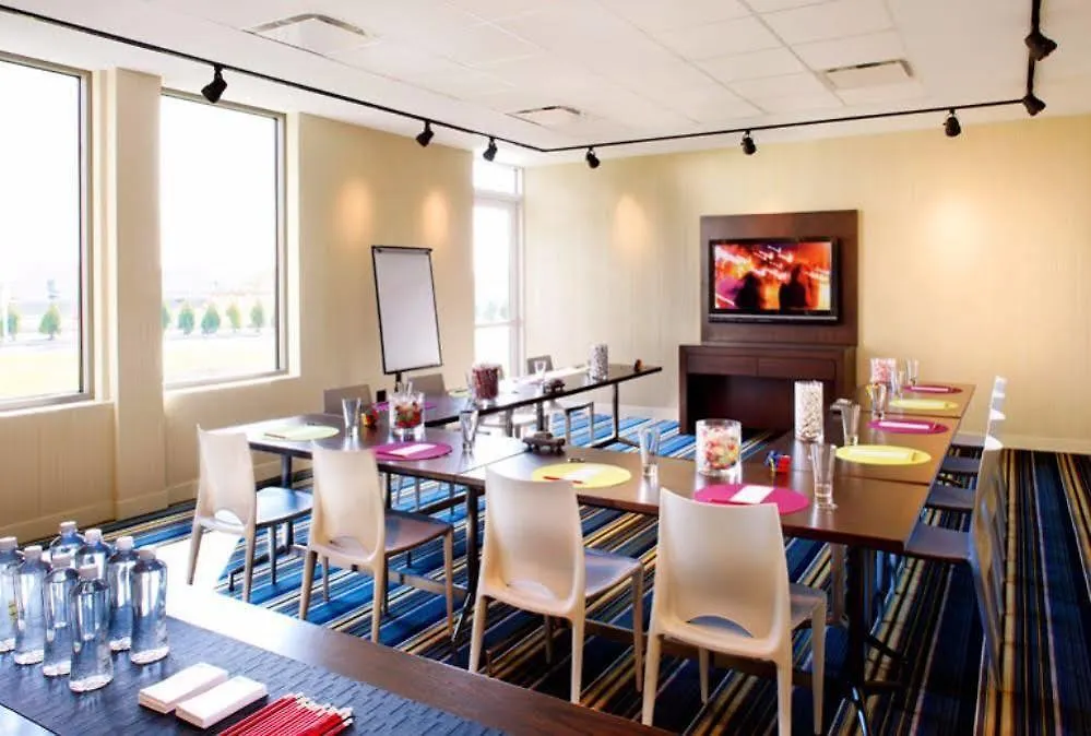 Aloft Long Island City-Manhattan View New York